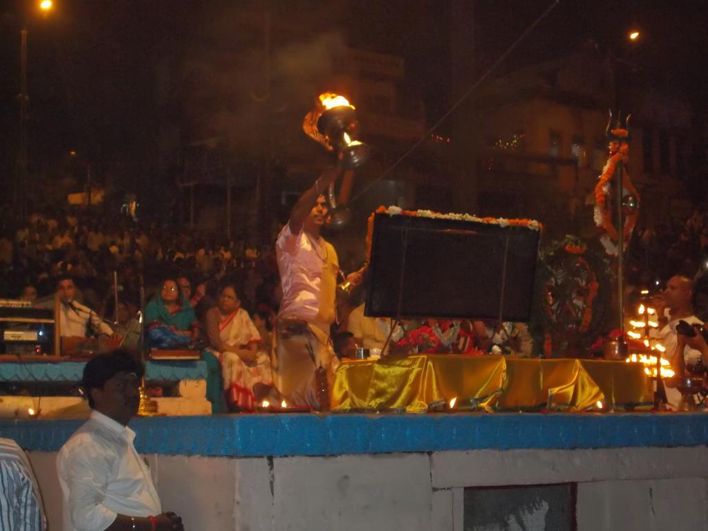 Grg Shanti Guest House Varanasi Near Manikarnika Ghat Exteriér fotografie